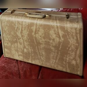 Vintage 21in Hard Shell Suit Case Tan Beige Marble 2541  BENIFITS CHARITY No Key